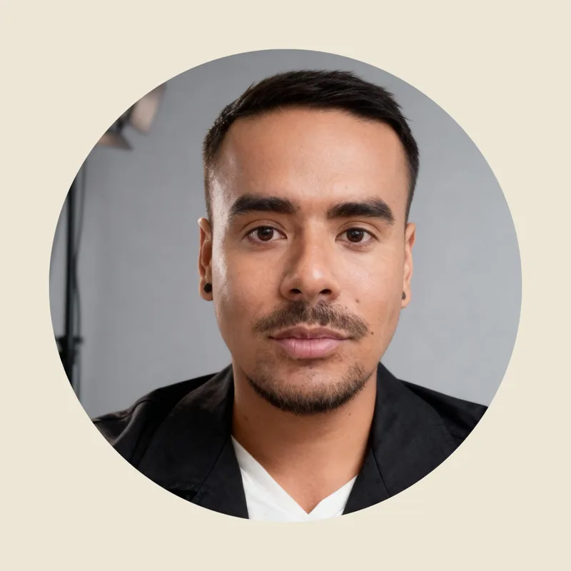 Portrait d'Arnaud Poirier, freelance web et logiciel à Antibes